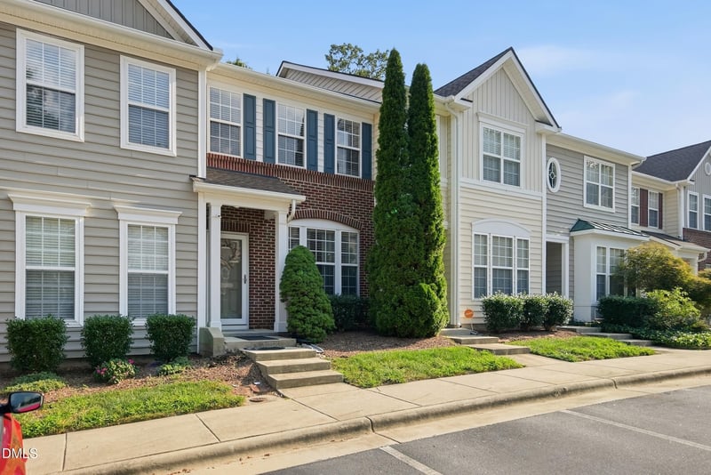 5311 Crescentview Pw, Raleigh, NC 27606