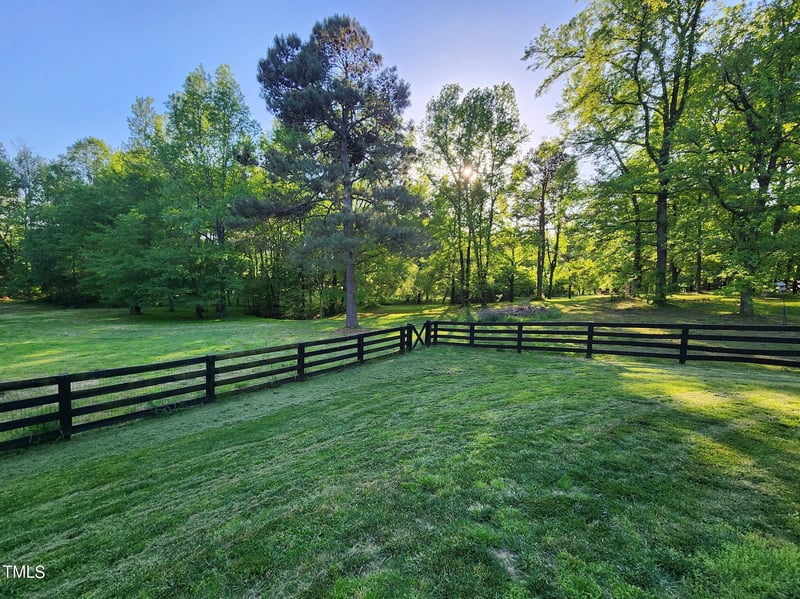 5312 Stableview Ct, Holly Springs, NC 27540