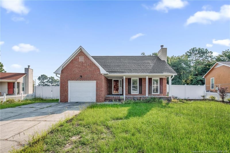 5312 Thackeray Dr, Fayetteville, NC 28306