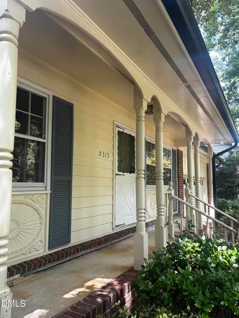 5313 Cypress Ln, Raleigh, NC 27609