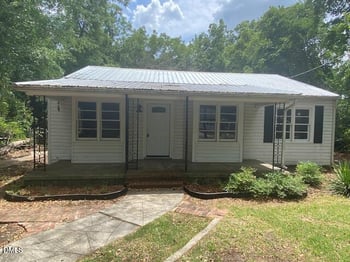 5313 Dairy Dr, Fayetteville, NC 28304