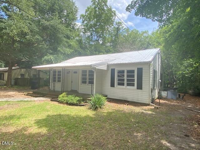 5313 Dairy Dr, Fayetteville, NC 28304