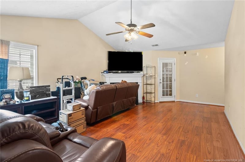 5313 Wallbrook Dr, Fayetteville, NC 28306