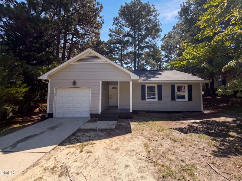5314 Westminster Dr, Fayetteville, NC 28311