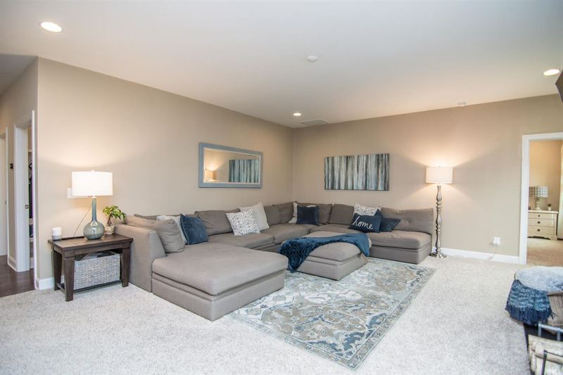 5315 Weston Downs Dr, Durham, NC 27707