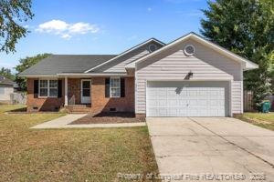 5316 Ahoskie Dr, Hope Mills, NC 28348