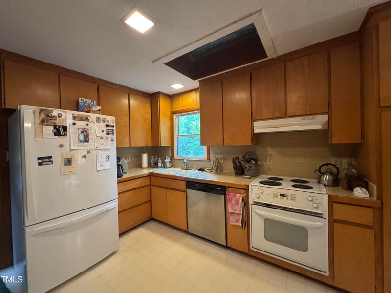 5316 Collingswood Dr, Raleigh, NC 27609