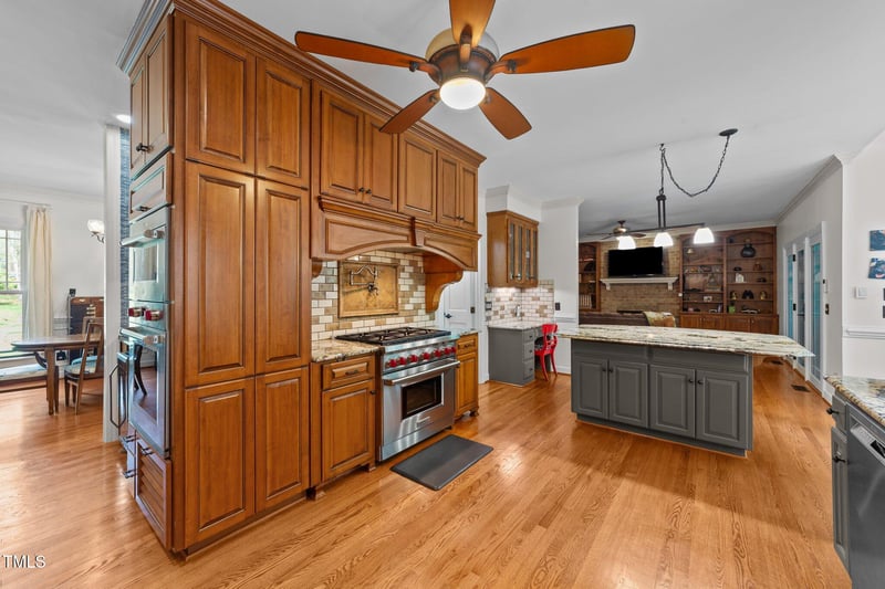 5317 Burning Oak Ct, Raleigh, NC 27606