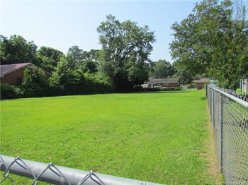 5317 Dairy Dr, Fayetteville, NC 28304