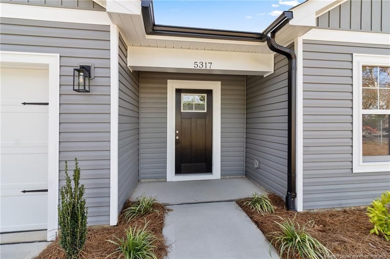 5317 Dairy Dr, Fayetteville, NC 28304