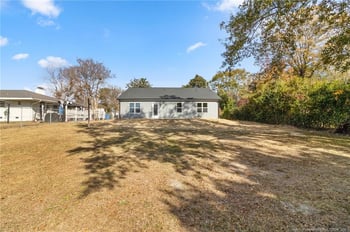 5317 Dairy Dr, Fayetteville, NC 28304