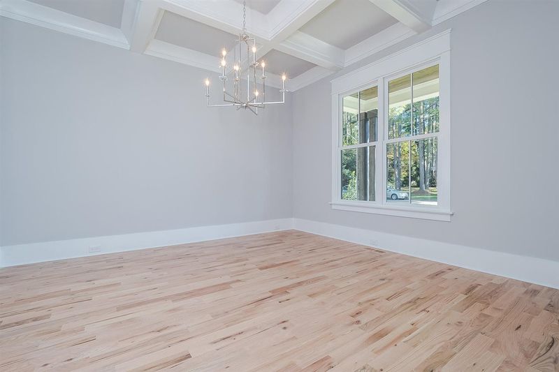 5317 Montclair Dr, Raleigh, NC 27609