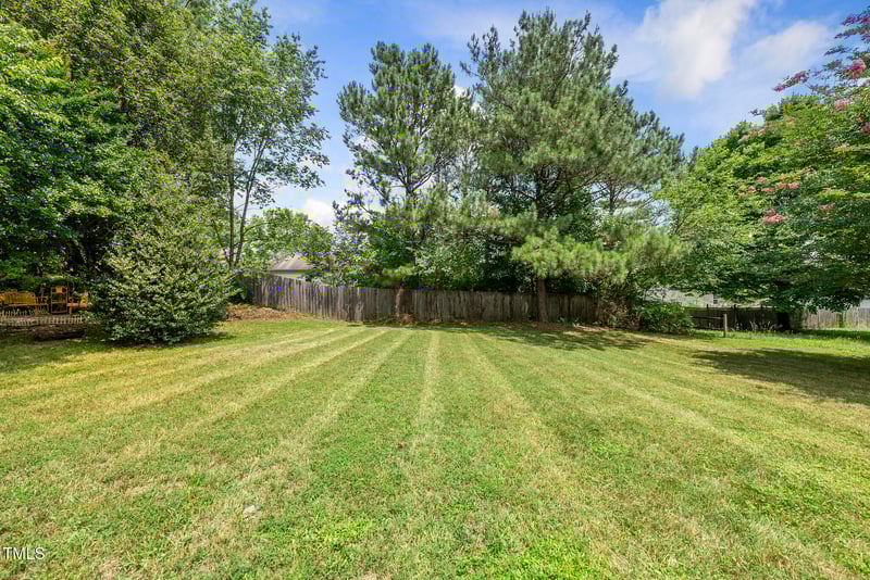 5317 Peacenest Dr, Raleigh, NC 27610