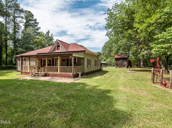 5317 Pine Dr, Raleigh, NC 27606