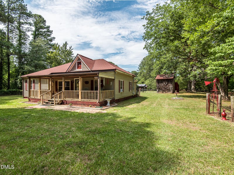 5317 Pine Dr, Raleigh, NC 27606