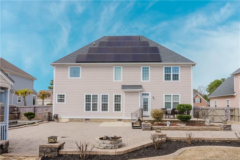 5317 Pride Ln, Hope Mills, NC 28348