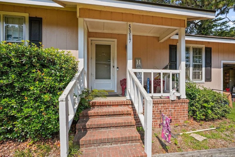 5317 Westminster Dr, Fayetteville, NC 28311