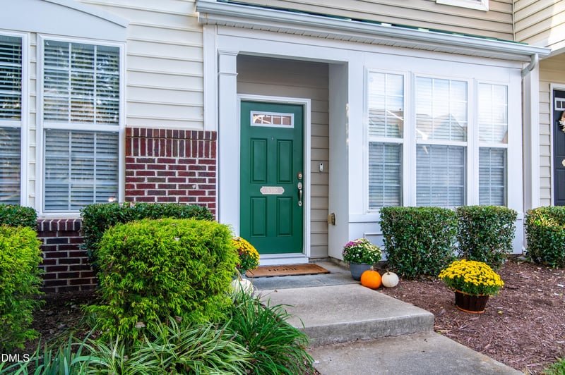 5318 Crescentview Pw, Raleigh, NC 27606