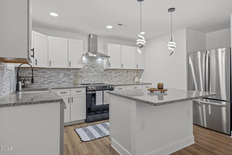 5318 Dairy Dr, Fayetteville, NC 28304