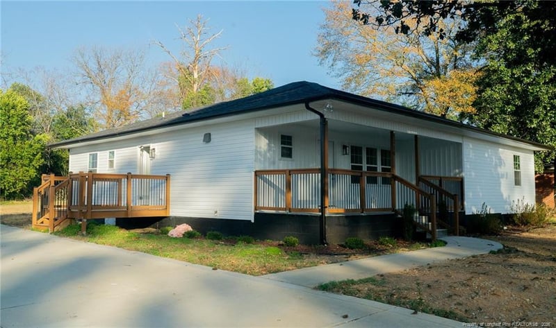 5318 Dairy Dr, Fayetteville, NC 28304