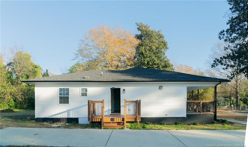 5318 Dairy Dr, Fayetteville, NC 28304