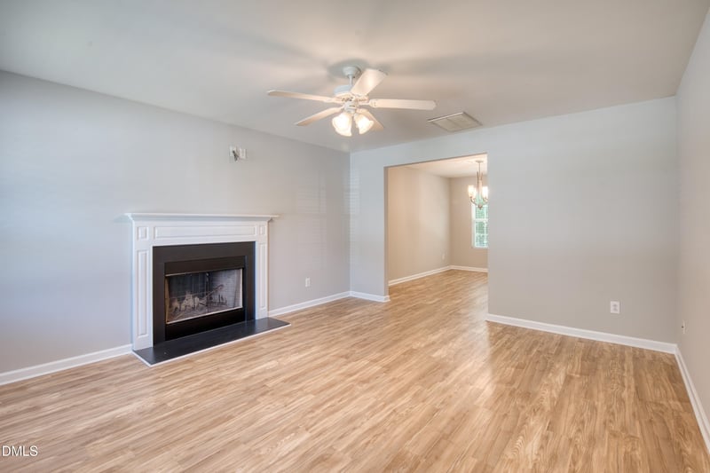 5319 Landreaux Dr, Raleigh, NC 27610
