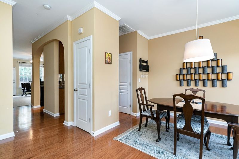 5319 Silver Moon Ln, Raleigh, NC 27606