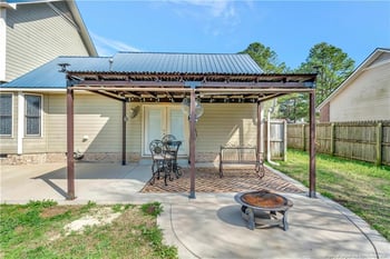 532 Blackbird Dr, Fayetteville, NC 28314