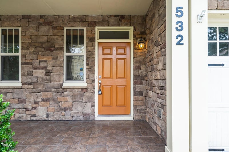 532 Front Ridge Dr, Cary, NC 27519
