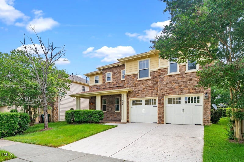 532 Front Ridge Dr, Cary, NC 27519