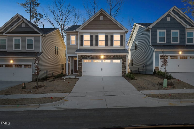 532 Hanover Shore Ln, Raleigh, NC 27610