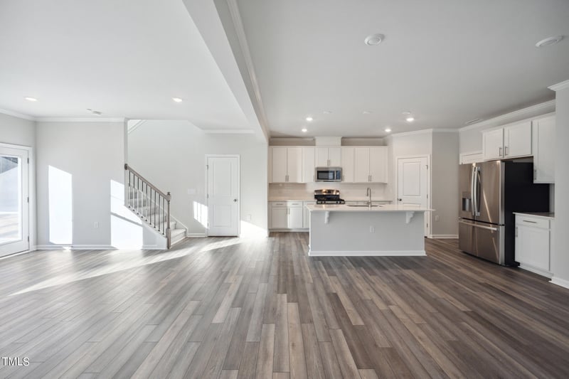 532 Hanover Shore Ln, Raleigh, NC 27610
