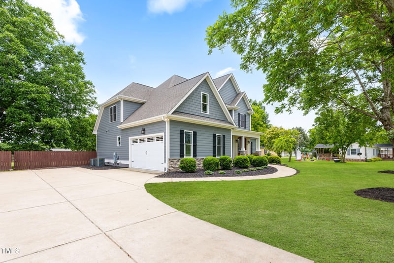 532 Joe Collins Rd, Lillington, NC 27546