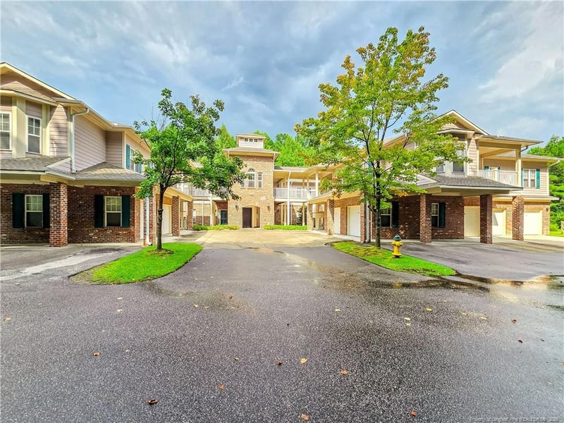 532 Lionshead Rd #8, Fayetteville, NC 28311