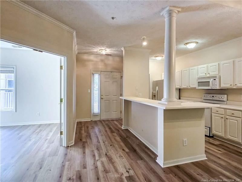 532 Lionshead Rd #8, Fayetteville, NC 28311