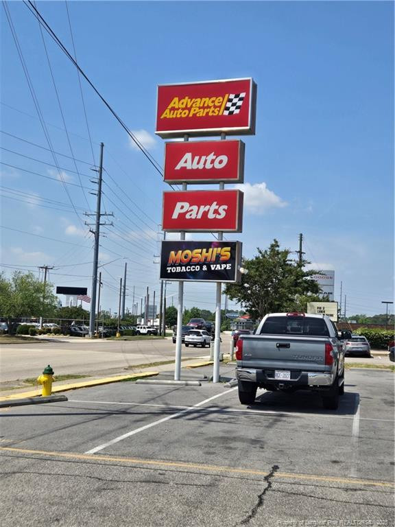 532 Mcpherson Church Rd, Fayetteville, NC 28303