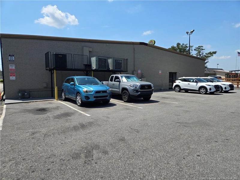 532 Mcpherson Church Rd, Fayetteville, NC 28303