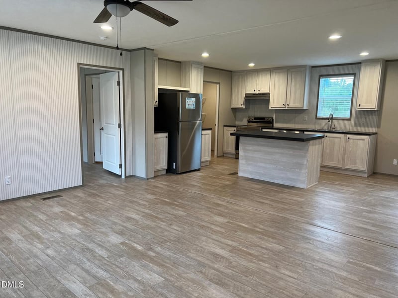 532 Southerland Rd, Clayton, NC 27527