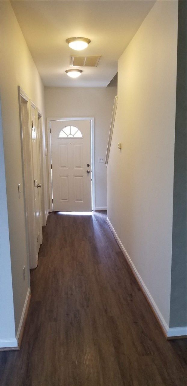 532 Summer Breeze Dr, Durham, NC 27704