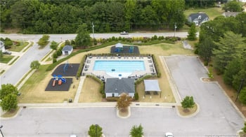 532 Walker Ranch Dr, Fuquay Varina, NC 27526