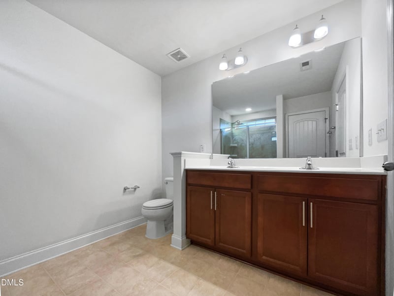 532 Willow Breeze Ct, Zebulon, NC 27597