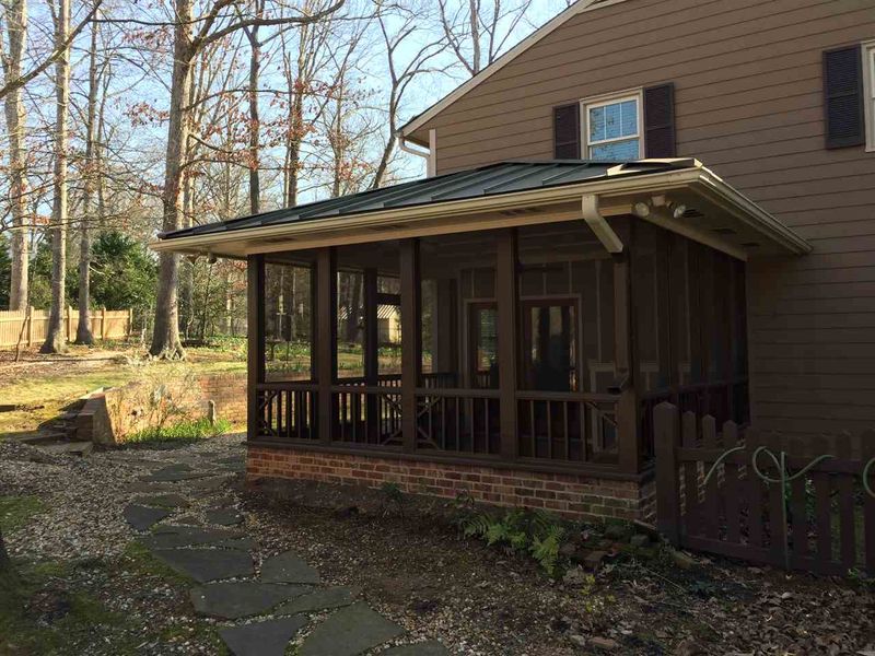 5320 Coronado Dr, Raleigh, NC 27609