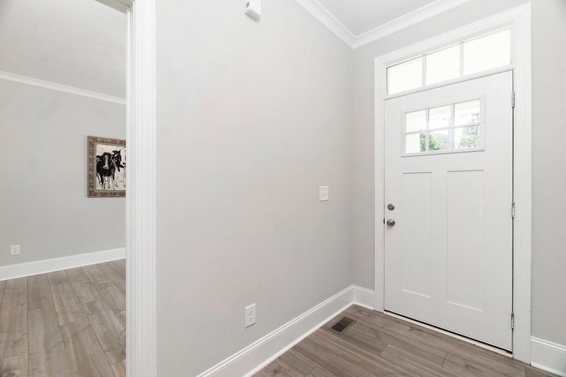5320 Harrington Grove Dr, Raleigh, NC 27613