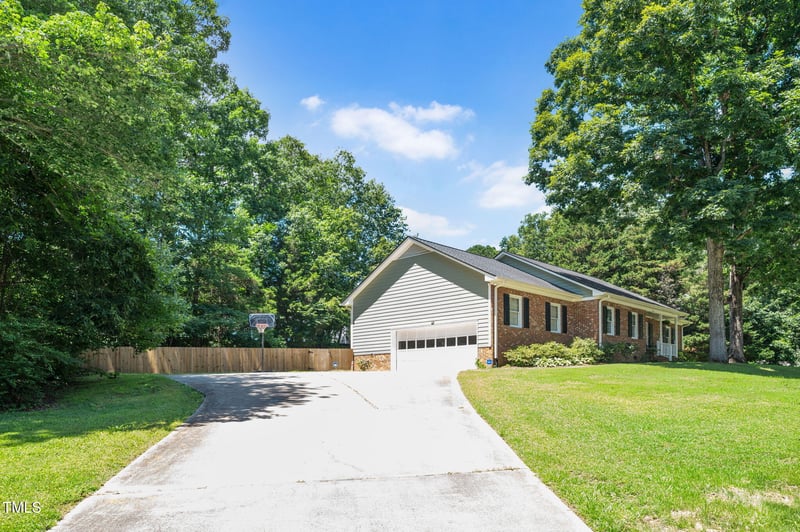 5320 Middleton Rd, Durham, NC 27713
