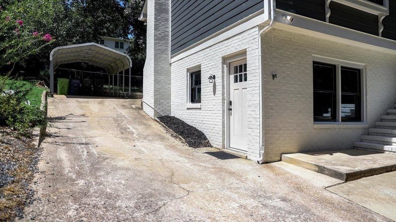 5321 Cherrycrest Ct, Raleigh, NC 27609