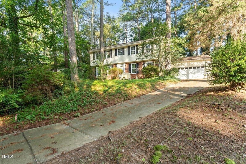 5321 Fieldstone Dr, Raleigh, NC 27609