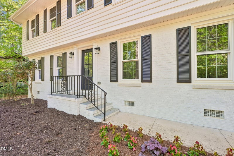 5321 Fieldstone Dr, Raleigh, NC 27609