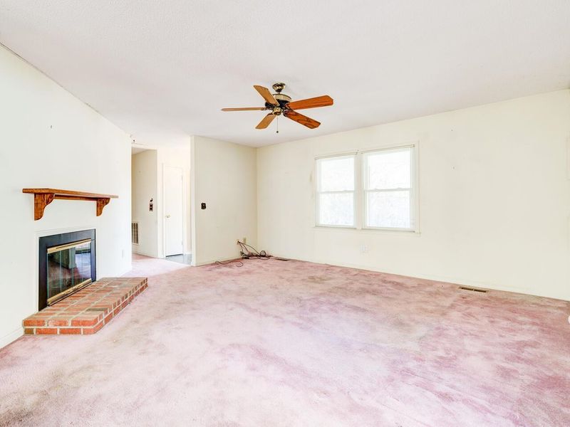 5321 Mccormick Dr, Durham, NC 27713