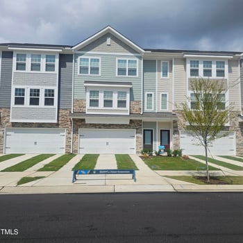 5323 River Reach Dr, Raleigh, NC 27616