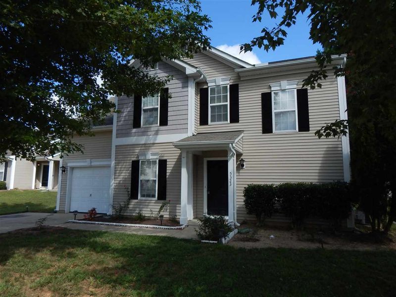 5323 Suntan Lake Dr, Raleigh, NC 27610